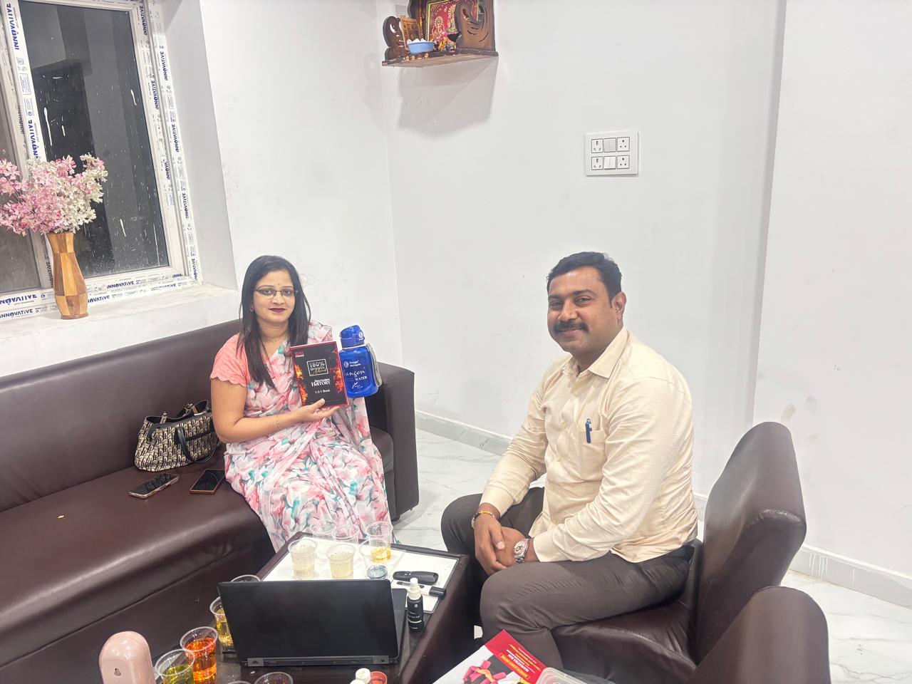 Customer consultation about Kangen Water at her office